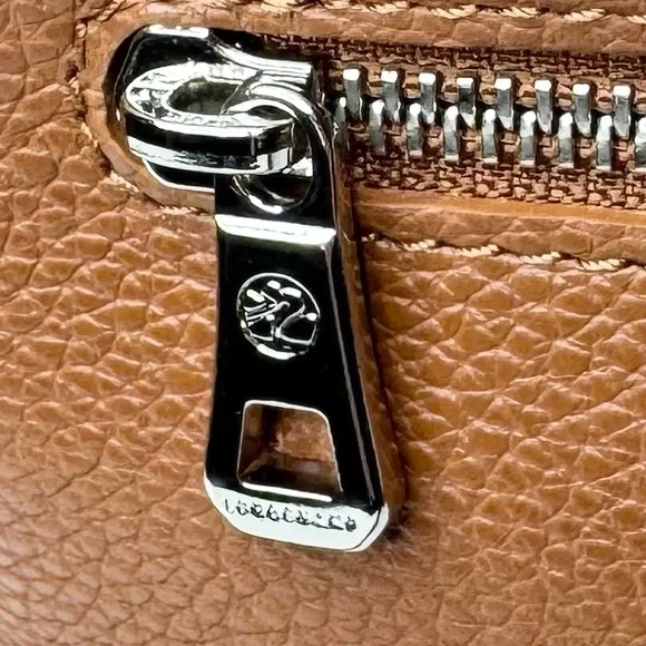 Longchamp le foulonne M camera bag caramel leather crossbody purse 20044021F72 - Picture 7 of 12